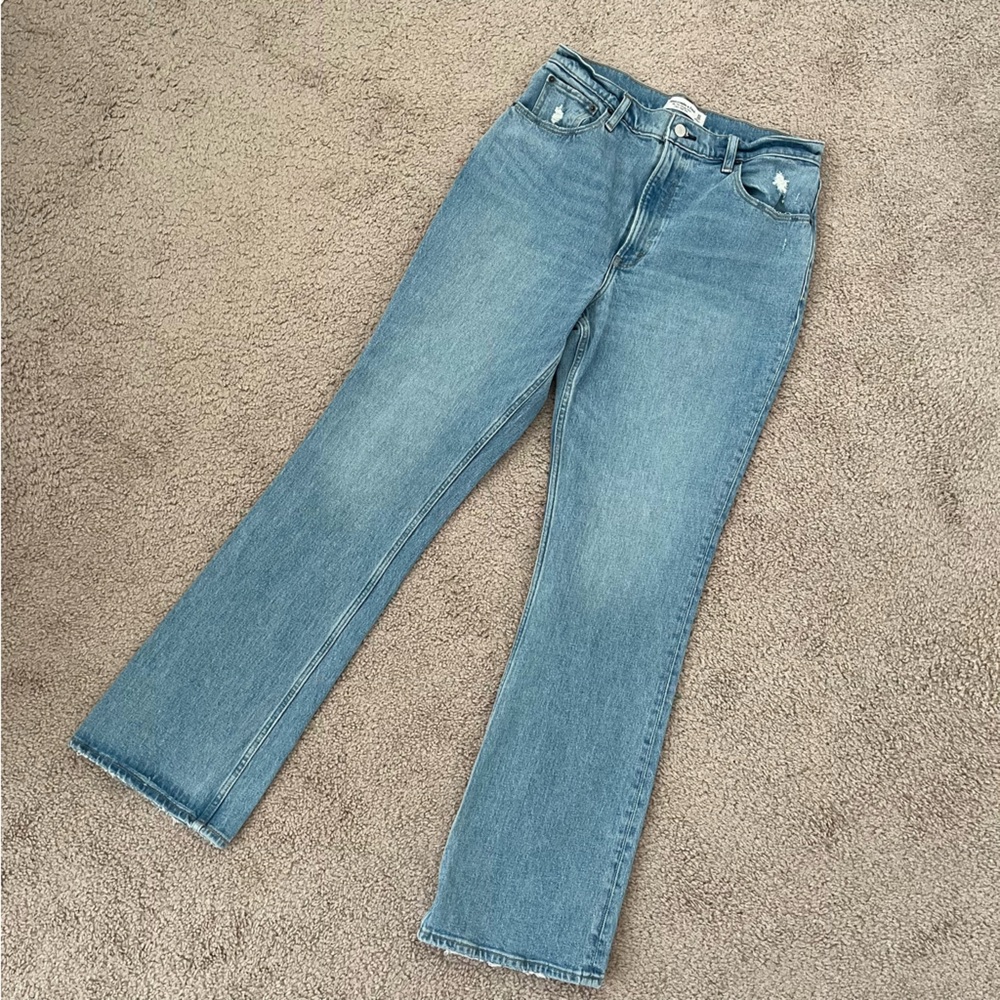 Abercrombie & Fitch 70s Vintage Flare Ultra High Rise Light Blue Jeans S…